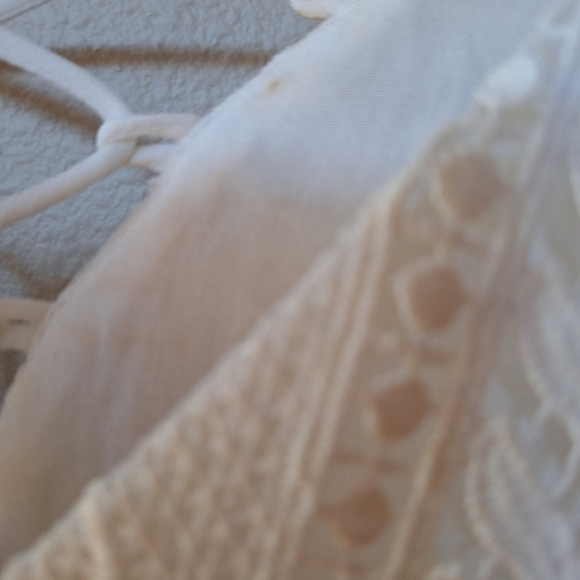 ASTR the label Womens Ivory Crocheted Mini Dress. Size XS - Picture 9 of 9